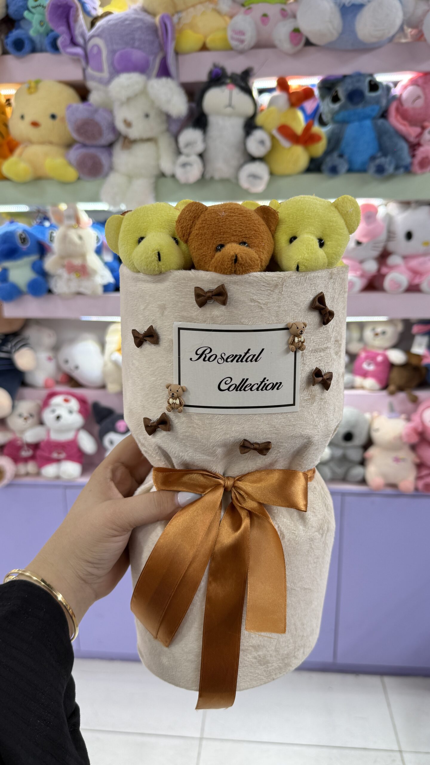 بوکت عروسکی قهوه ایی