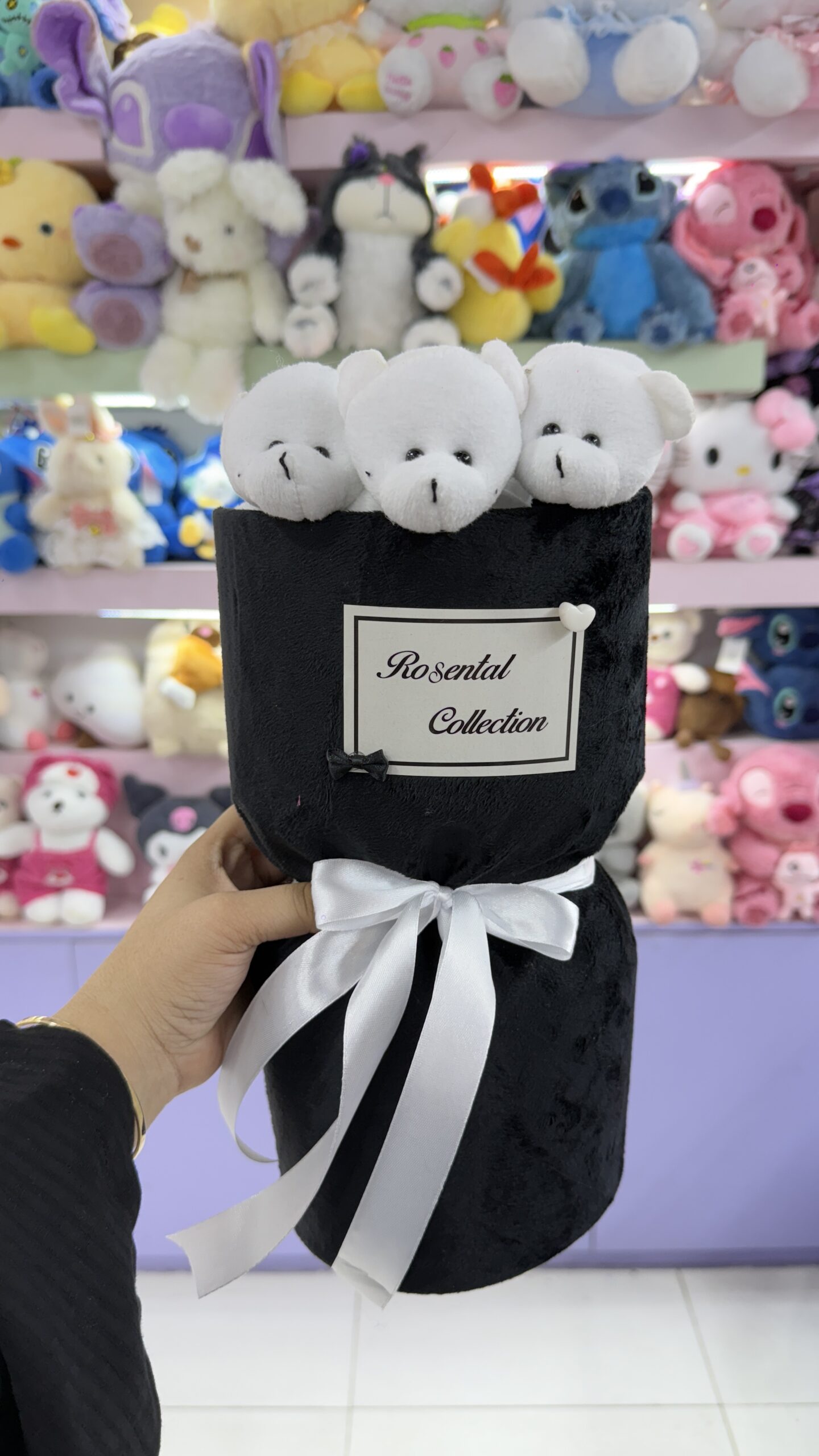 بوکت عروسکی مشکی