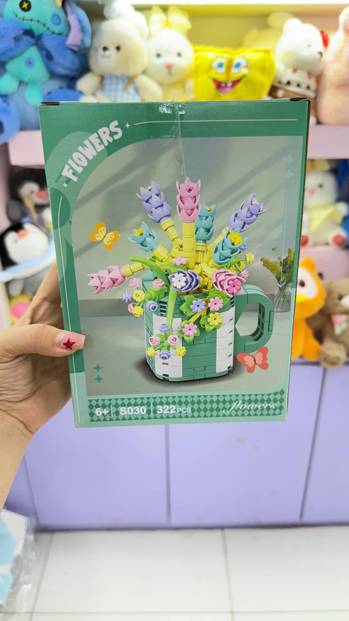 گل لگویی لیوانی دسته‌دار با گل‌های رنگی Flowers...